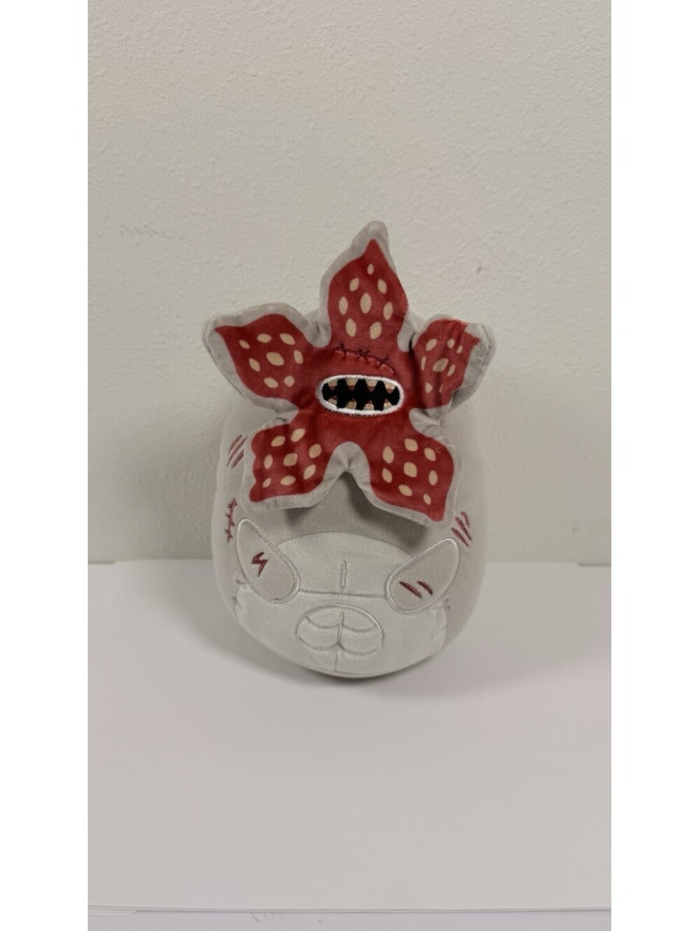 Official 6" Squishmallows Stranger Things Demogorgon Egg Plush Kellytoy Netflix